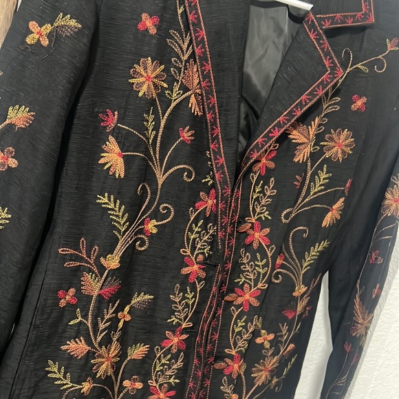 Silk land embroidery long blazer lightweight jacket, size M - Picture 3 of 5